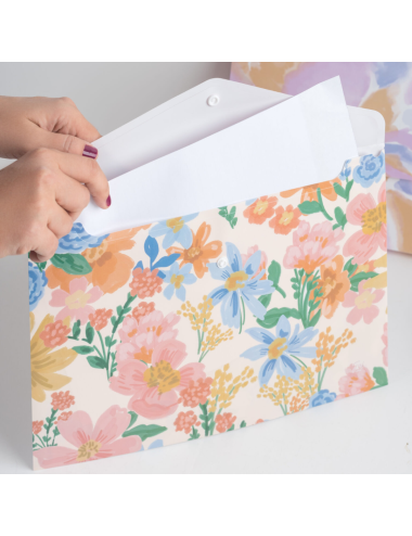 SOBRE CON BOTON A4 FLORES...